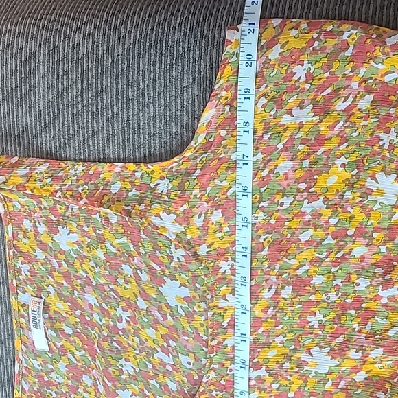 Route 66 Ruffle Blouse - Picture 7 of 8